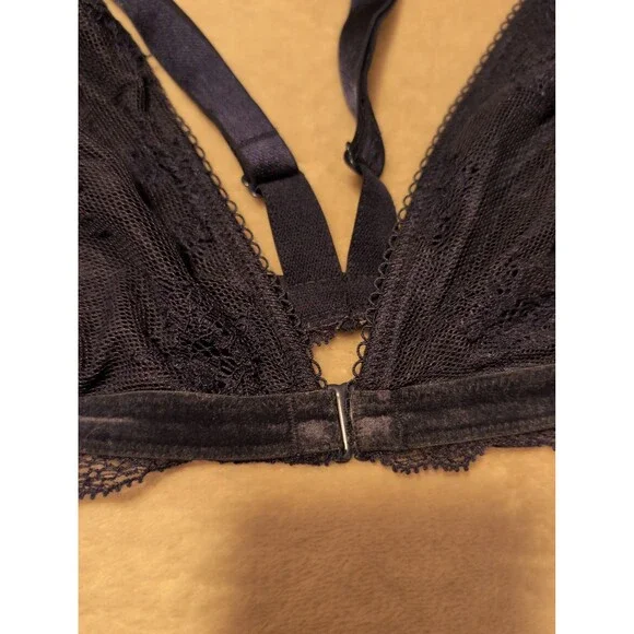 Victoria secret bralette size large dark blue navy blue no padding - Picture 2 of 6